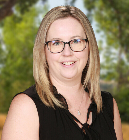 Photo of Rachelle Hall