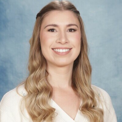 Photo of Alyssa Volk